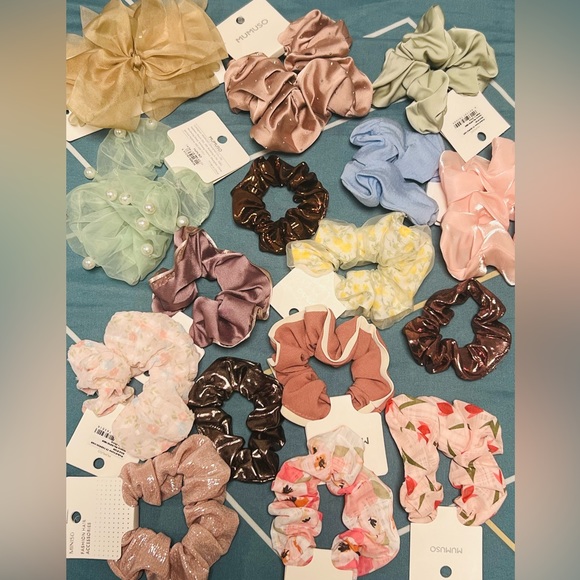 ⭐️Free with purchase over $40⭐️ - Picture 2 of 2